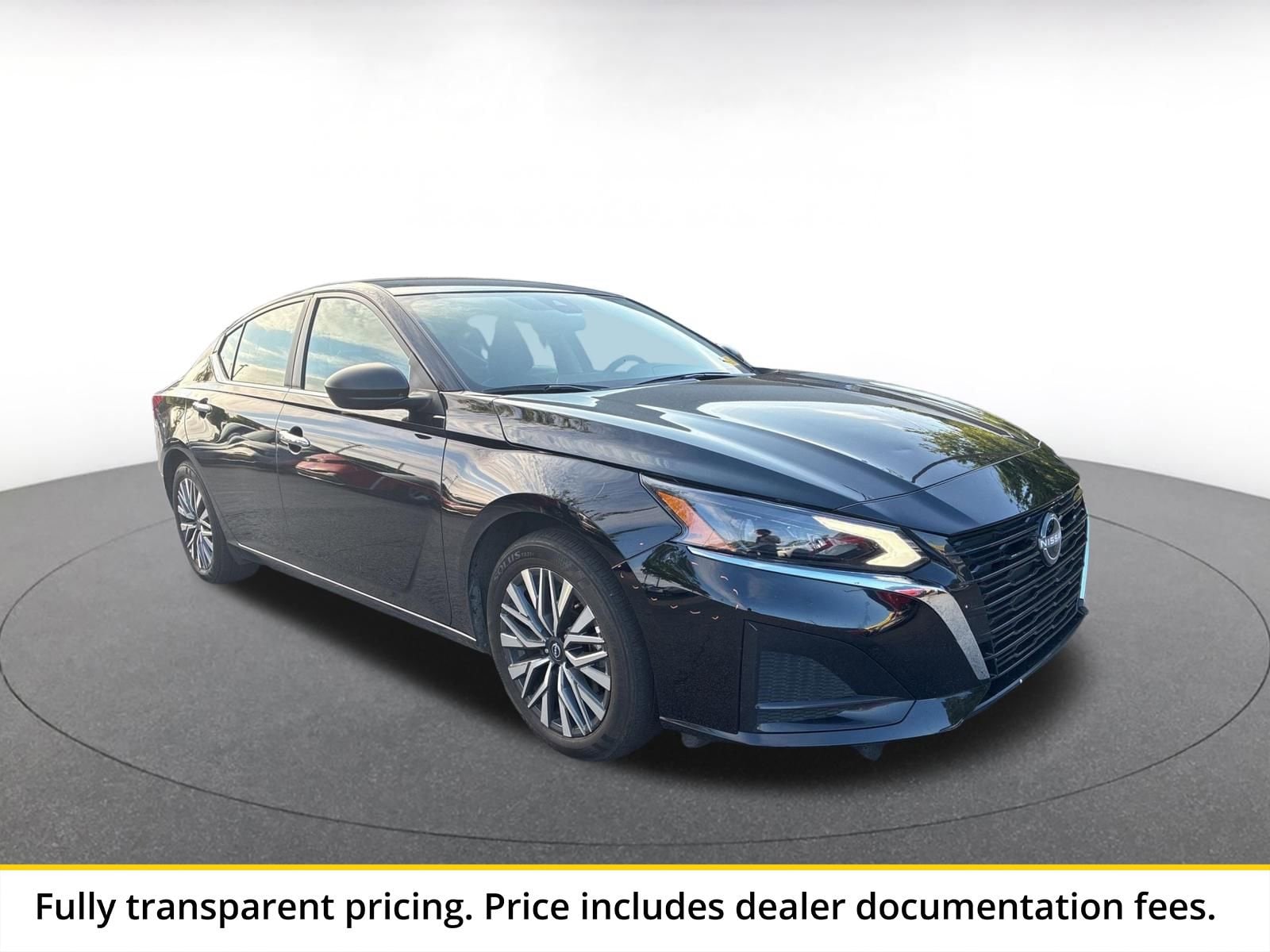 Thumbnail: 2025 Nissan Altima - 1