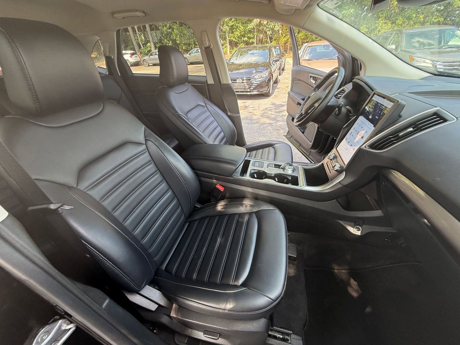 Thumbnail: 2024 Ford Edge - 27