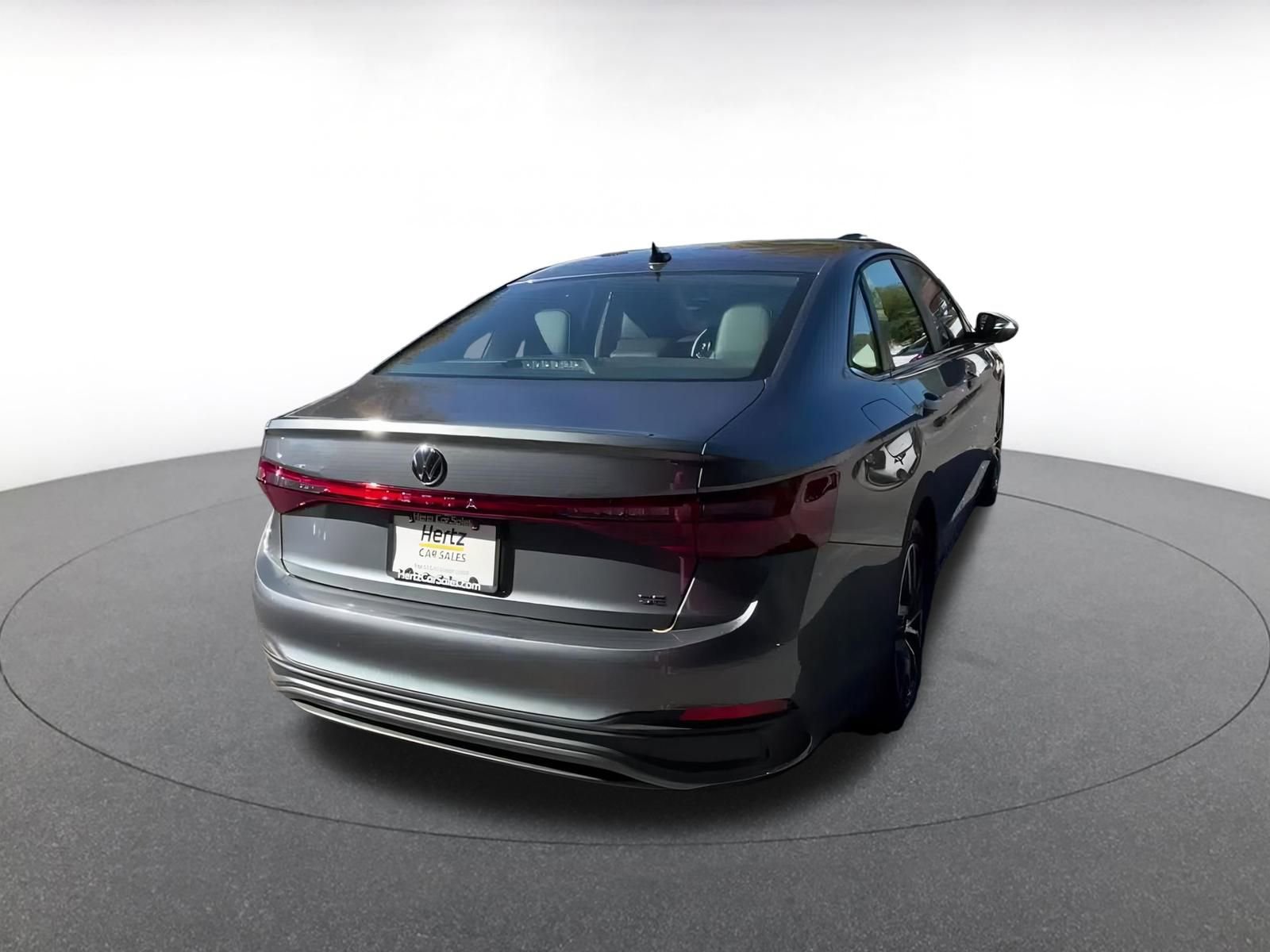 Thumbnail: 2025 Volkswagen Jetta - 14