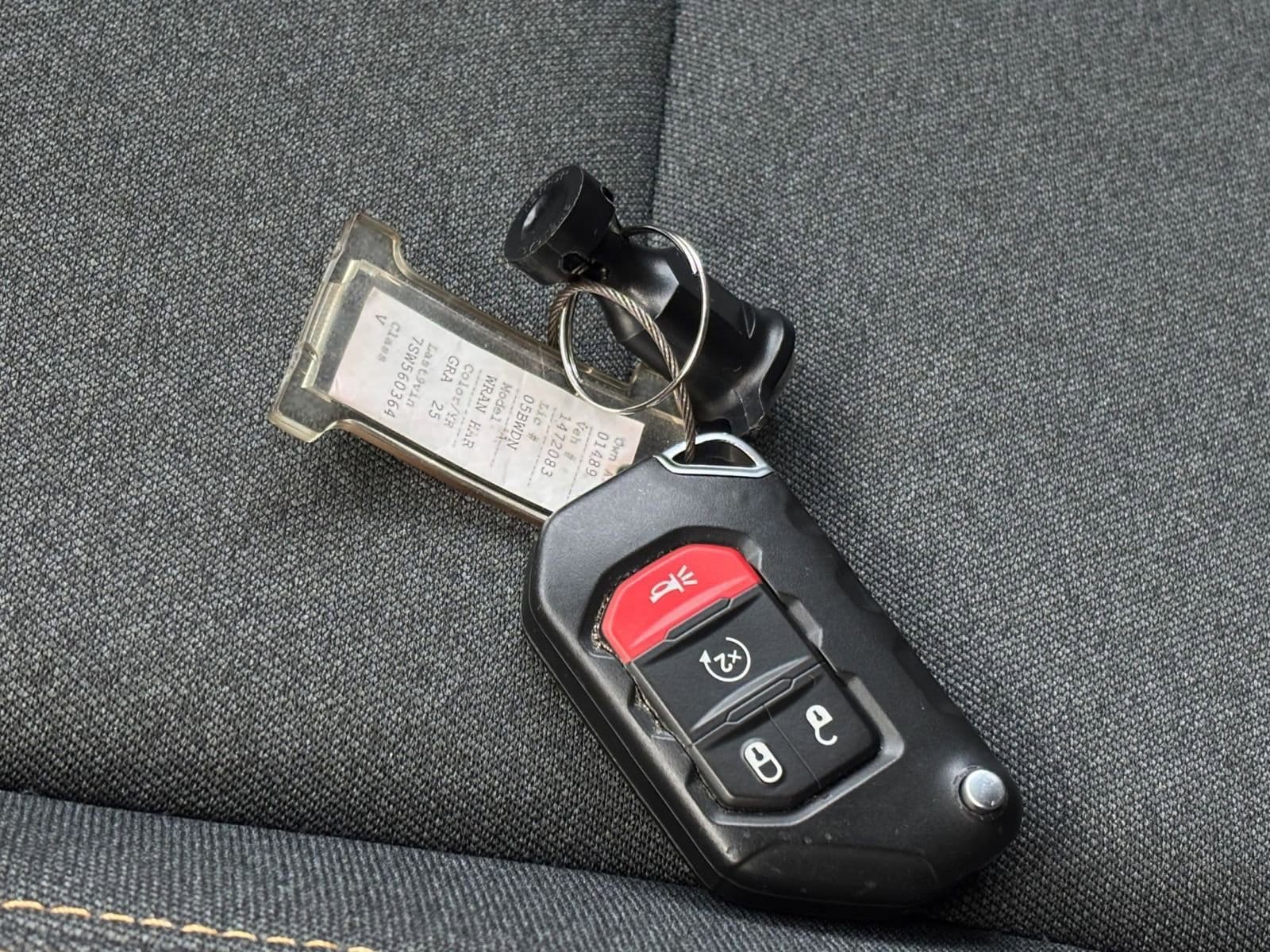 Thumbnail: 2025 Jeep Wrangler - 22