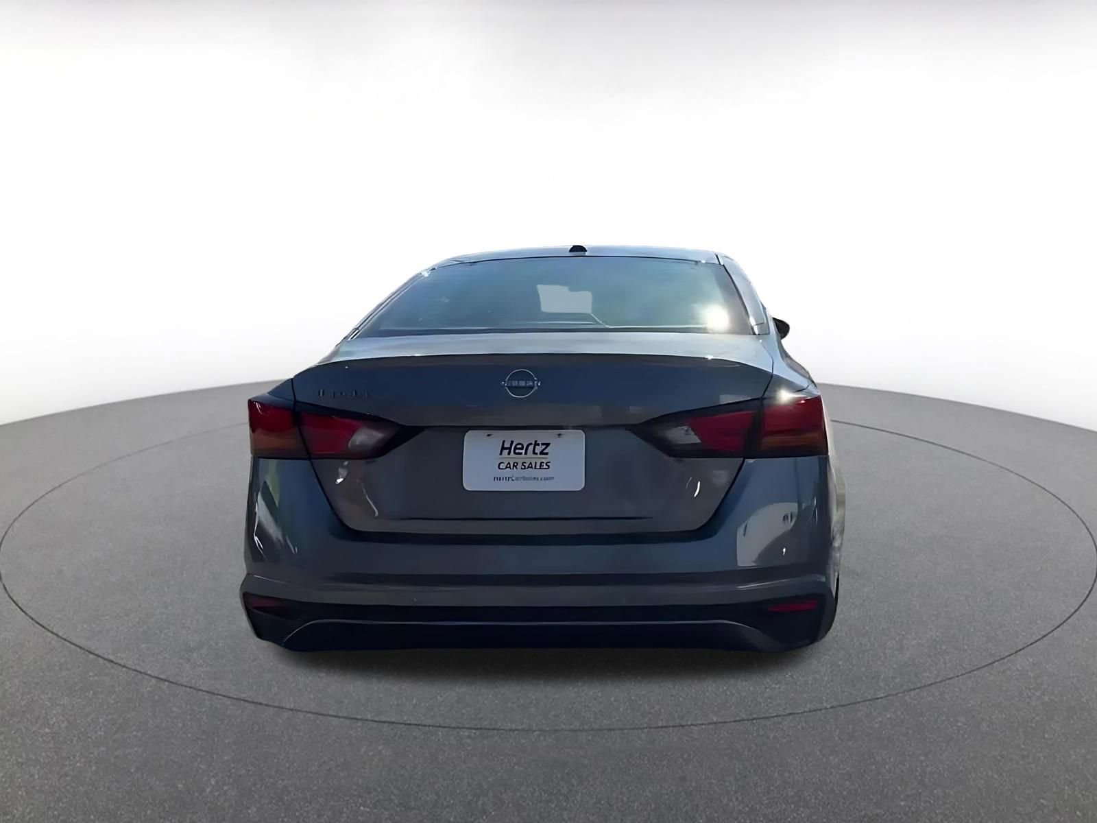 Thumbnail: 2025 Nissan Altima - 12