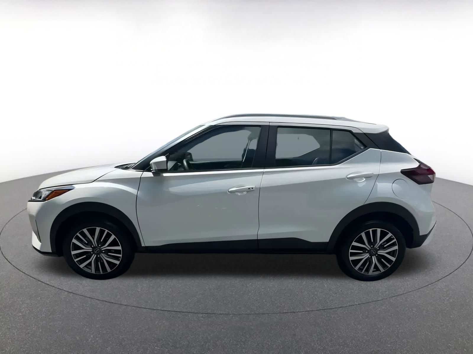 Thumbnail: 2024 Nissan Kicks - 8