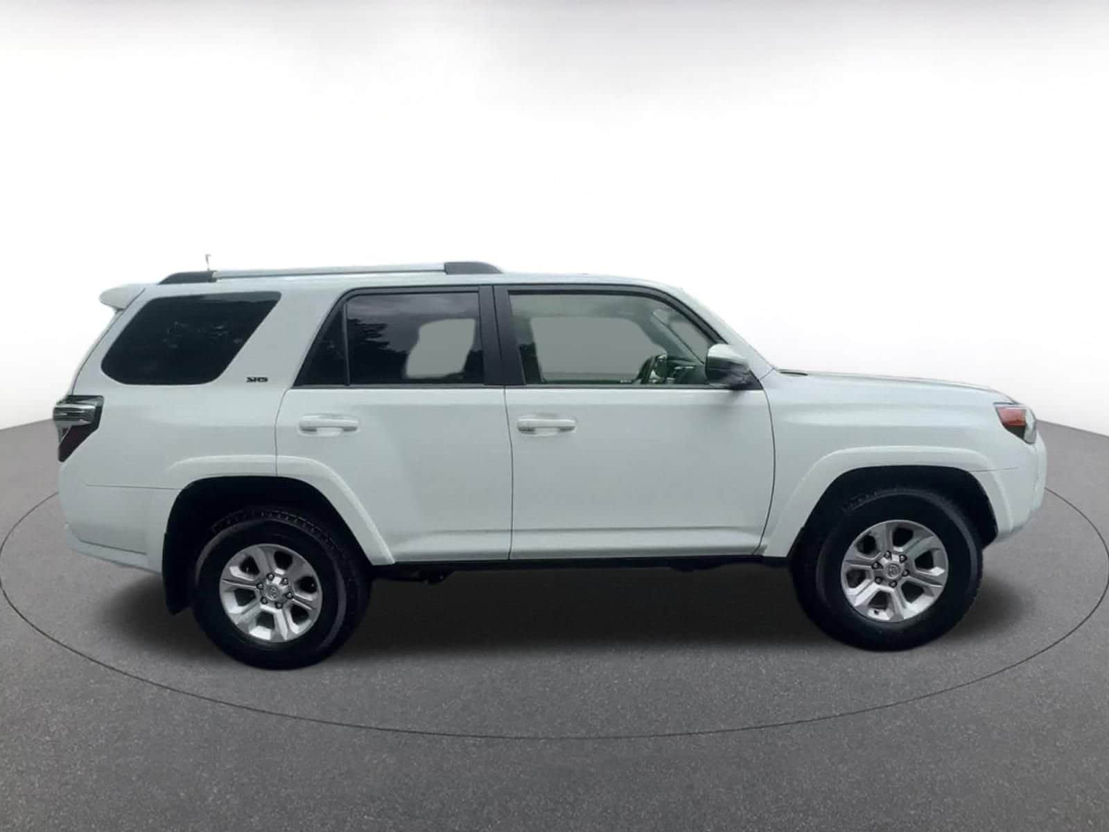 Thumbnail: 2024 Toyota 4Runner - 16