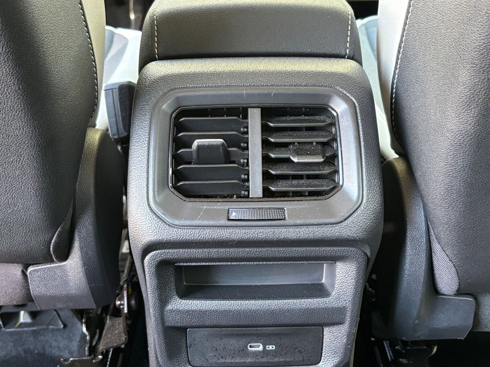 Thumbnail: 2025 Volkswagen Taos - 23