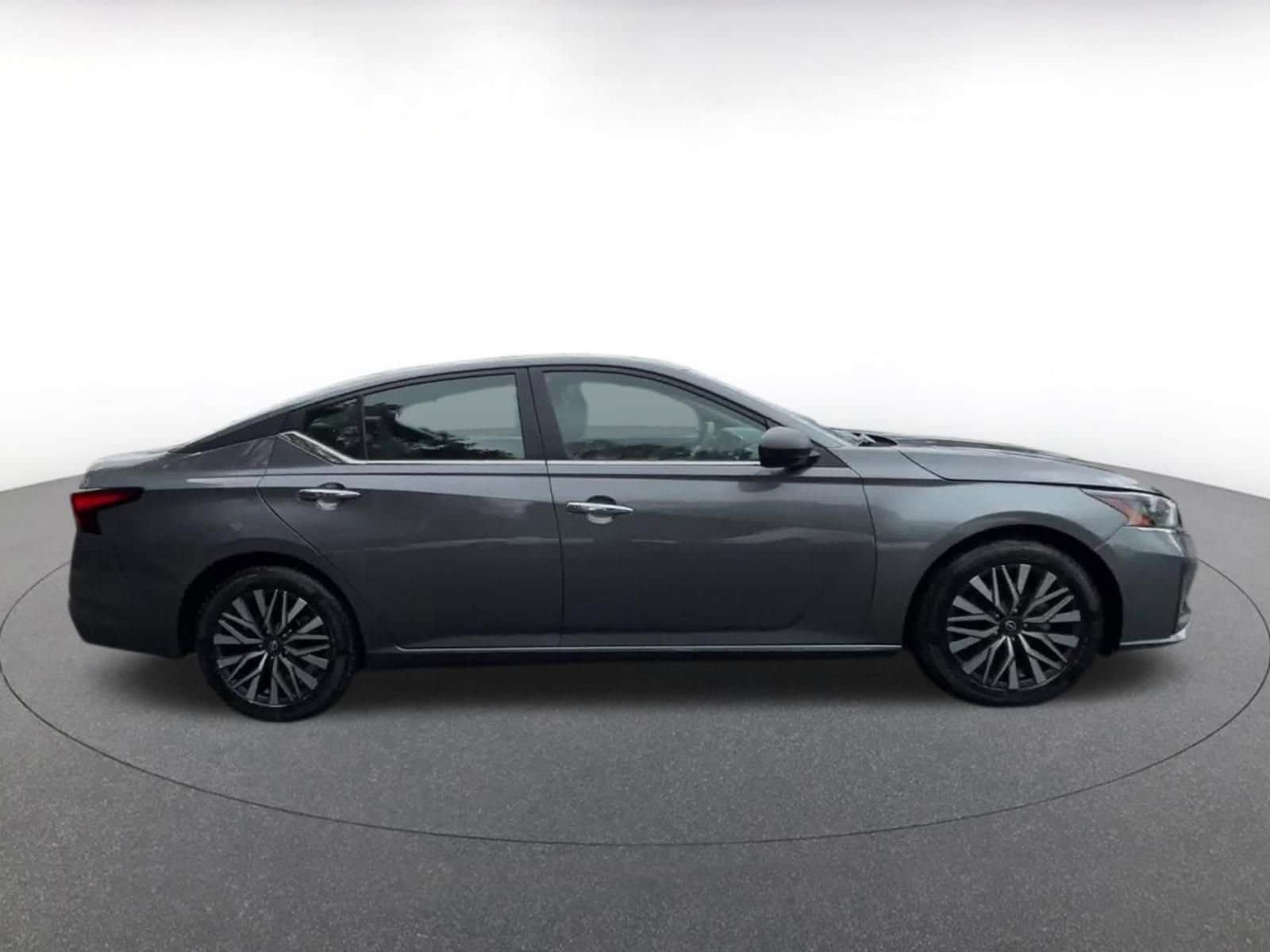 Thumbnail: 2025 Nissan Altima - 16