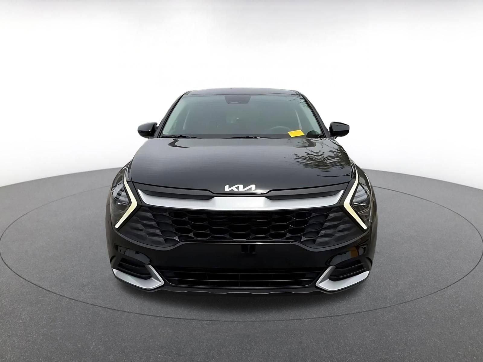 Thumbnail: 2025 Kia Sportage - 4