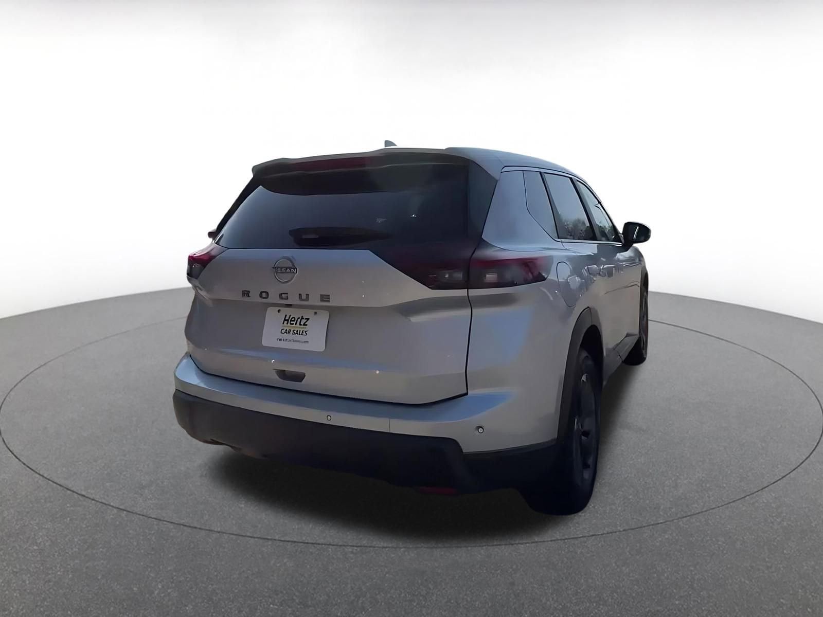 Thumbnail: 2025 Nissan Rogue - 14