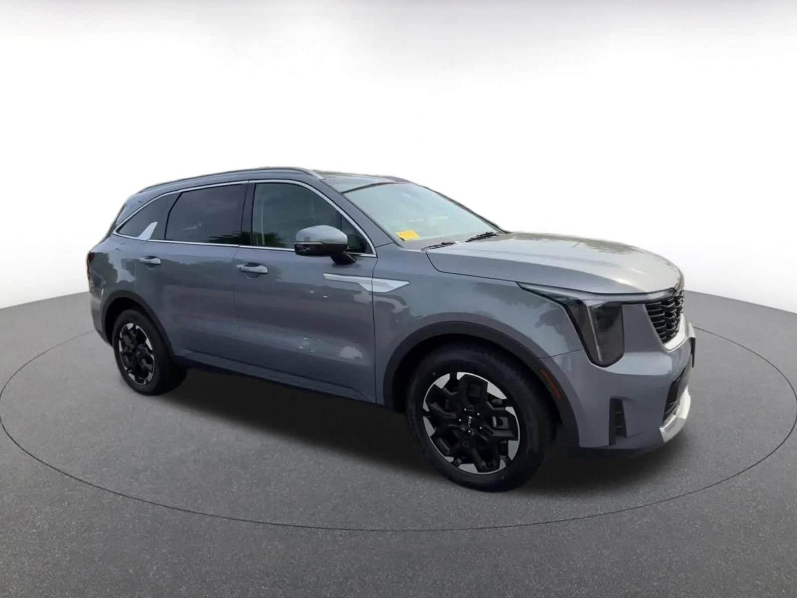 Thumbnail: 2024 Kia Sorento - 2