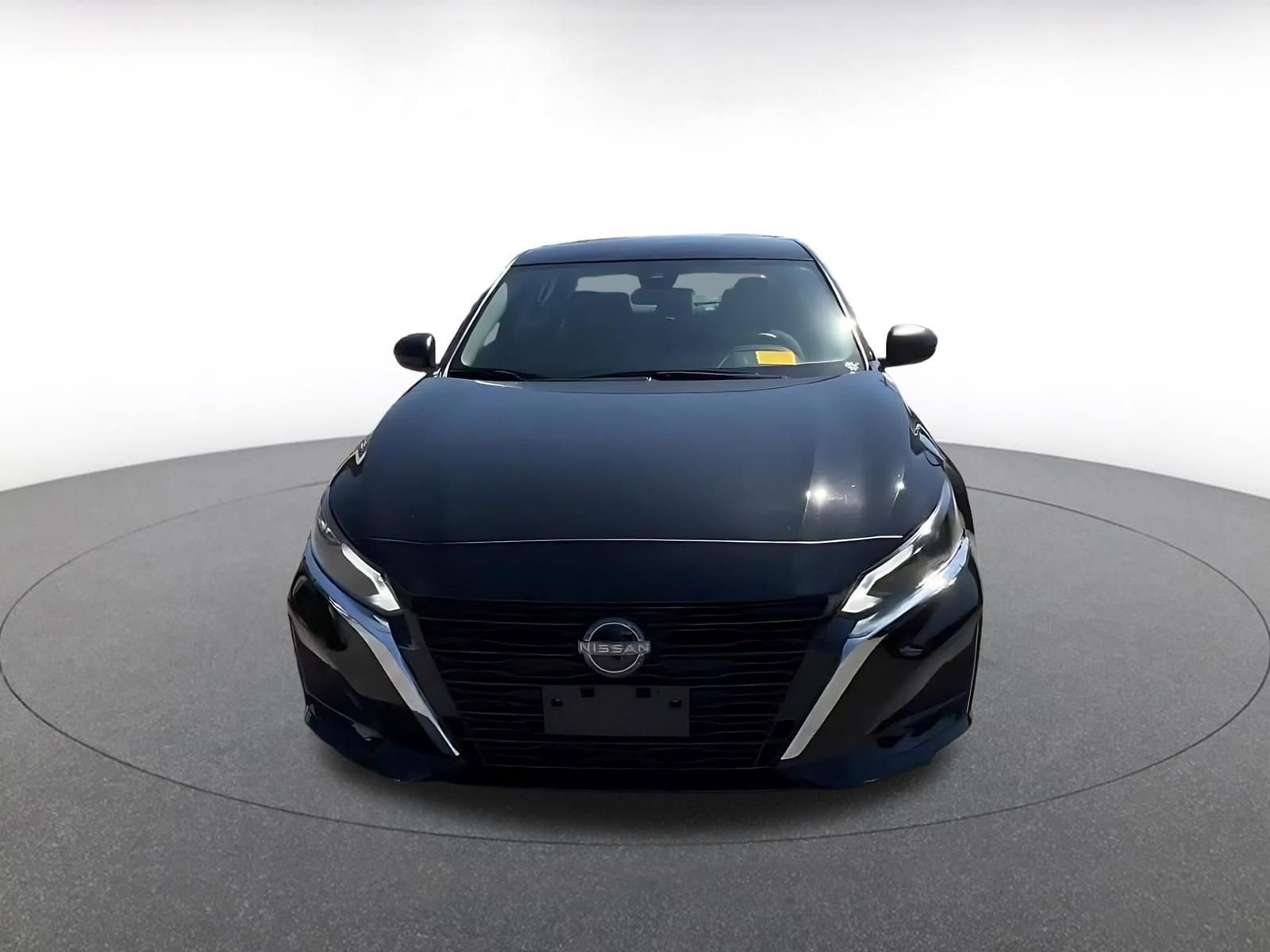 Thumbnail: 2025 Nissan Altima - 4