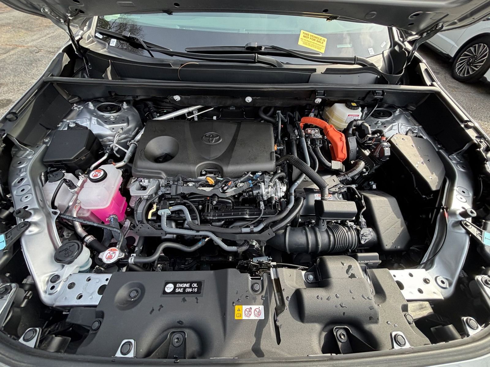 Thumbnail: 2025 Toyota RAV4 - 32