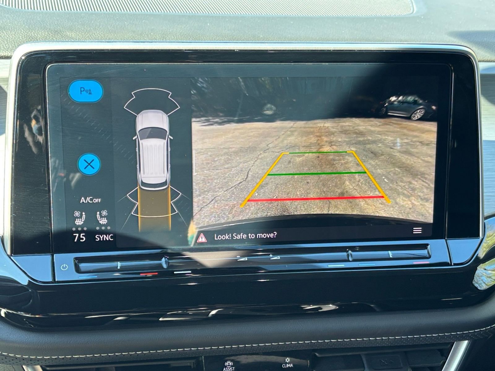 Thumbnail: 2025 Volkswagen Atlas - 25