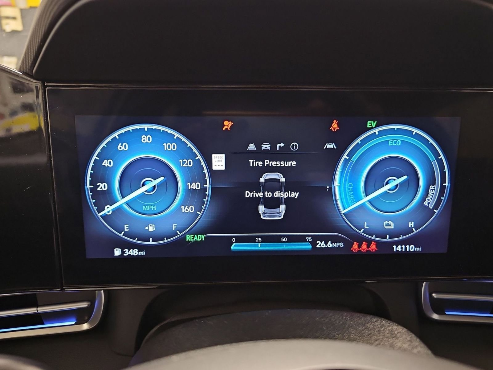 Thumbnail: 2025 Hyundai Elantra - 10