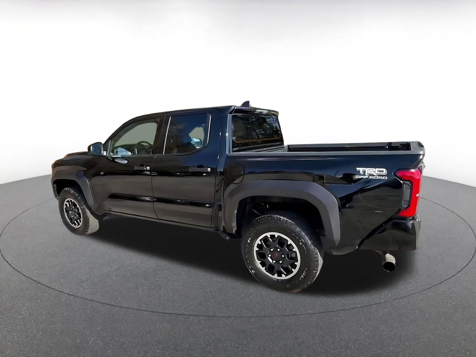 Thumbnail: 2025 Toyota Tacoma - 10