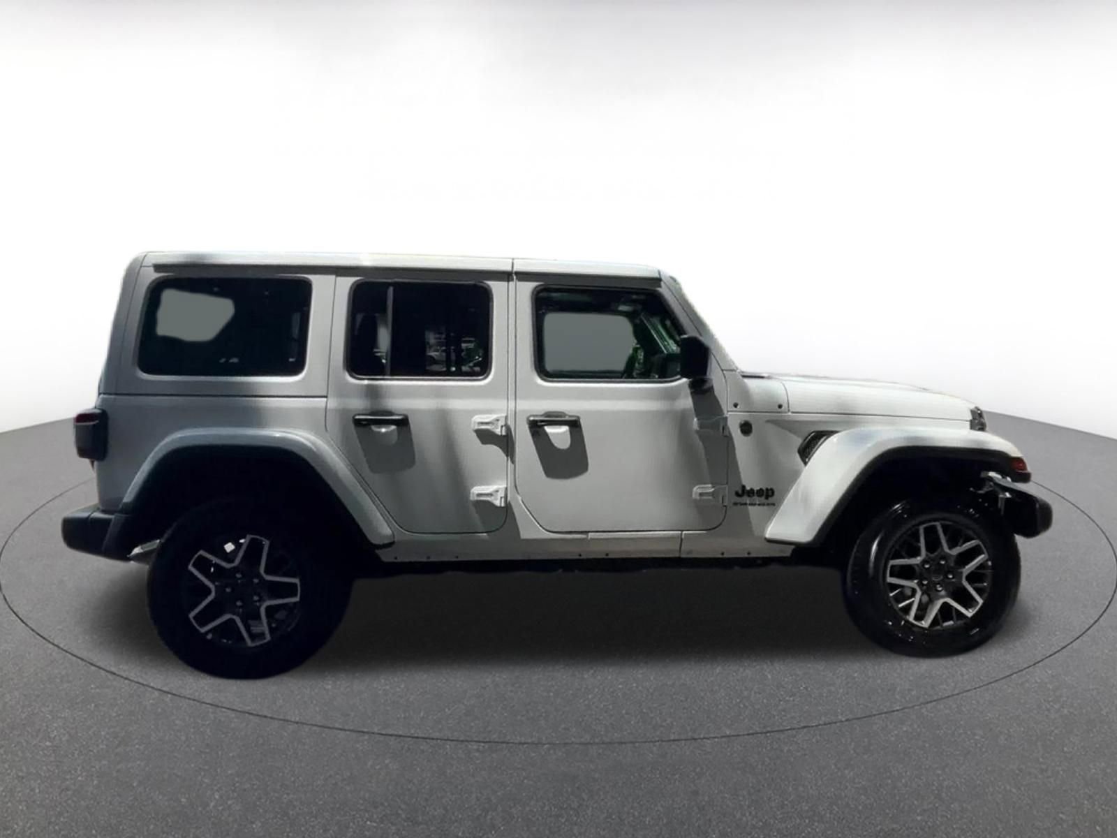 Thumbnail: 2025 Jeep Wrangler - 16