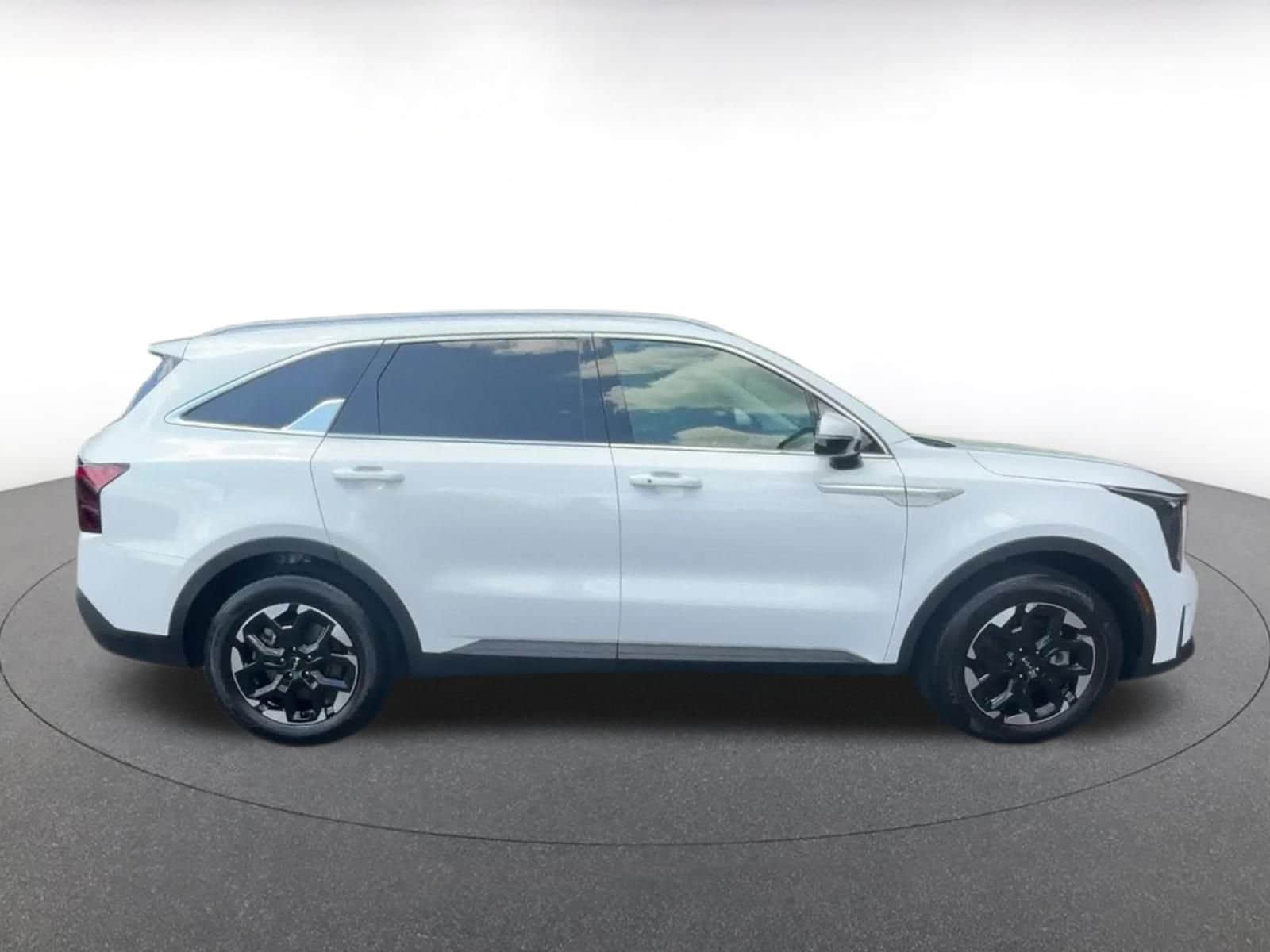 2024 Kia Sorento S 17