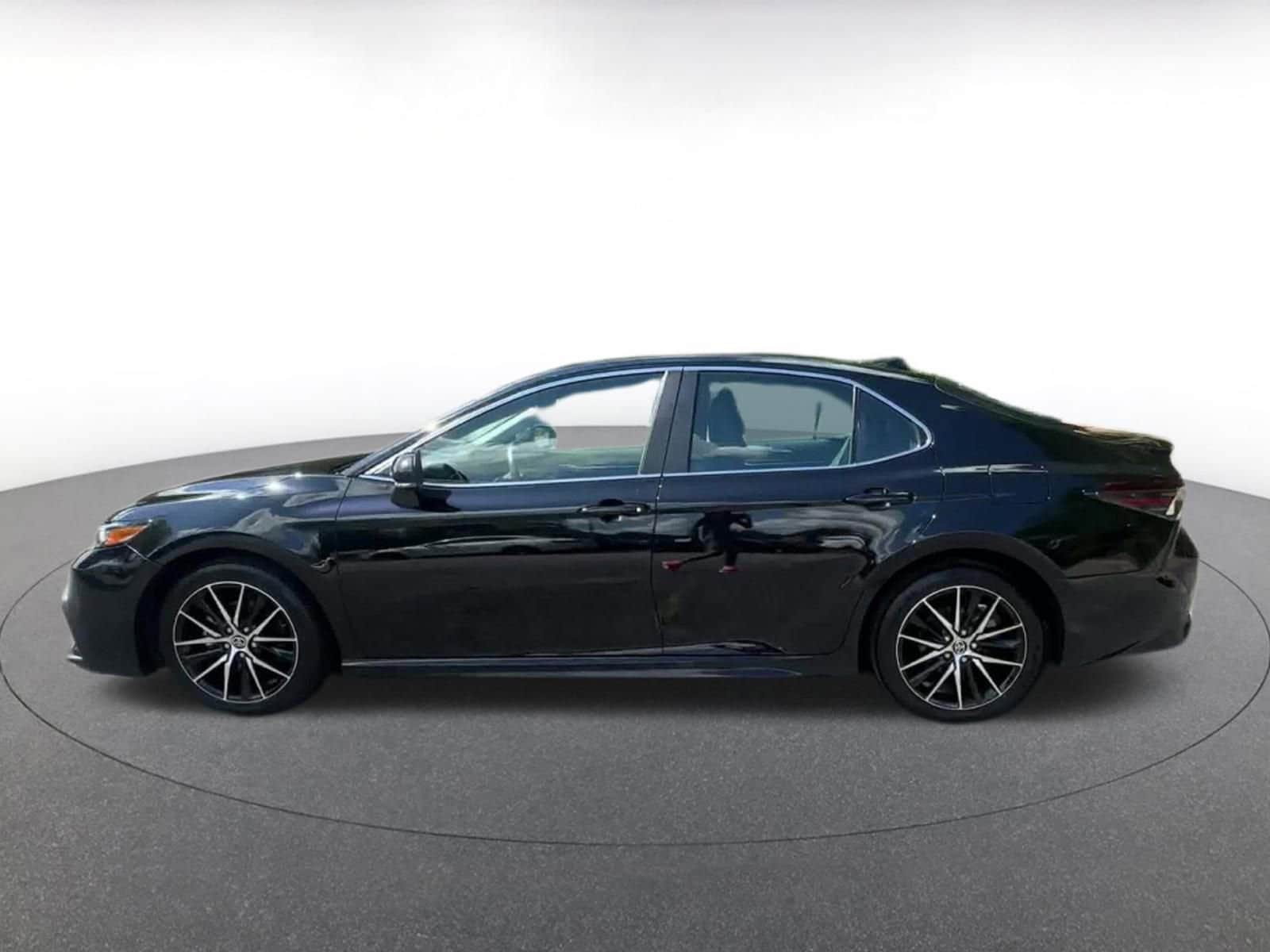 Thumbnail: 2024 Toyota Camry - 7