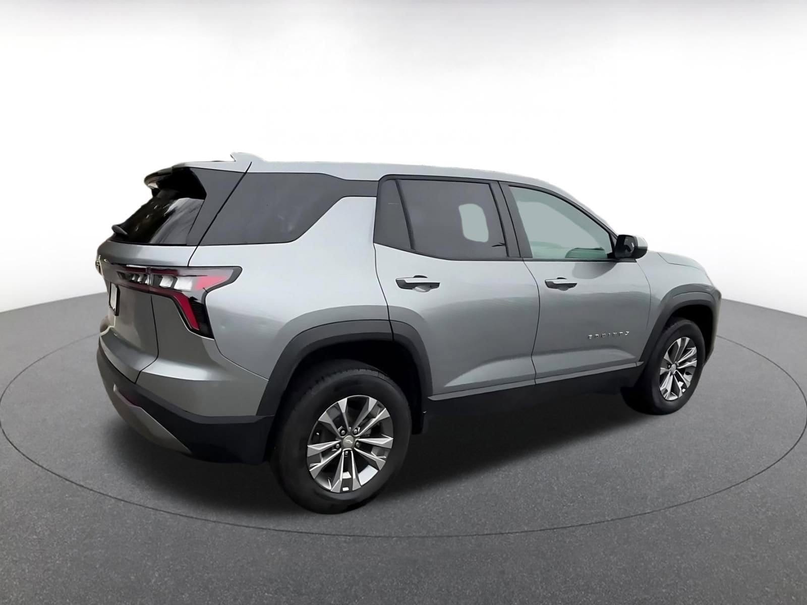 Thumbnail: 2025 Chevrolet Equinox - 15