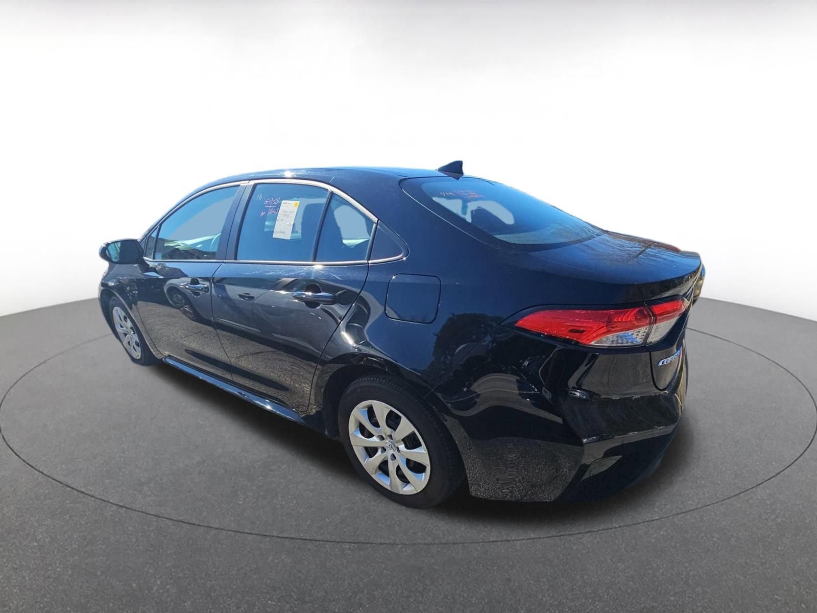 Thumbnail: 2025 Toyota Corolla - 5