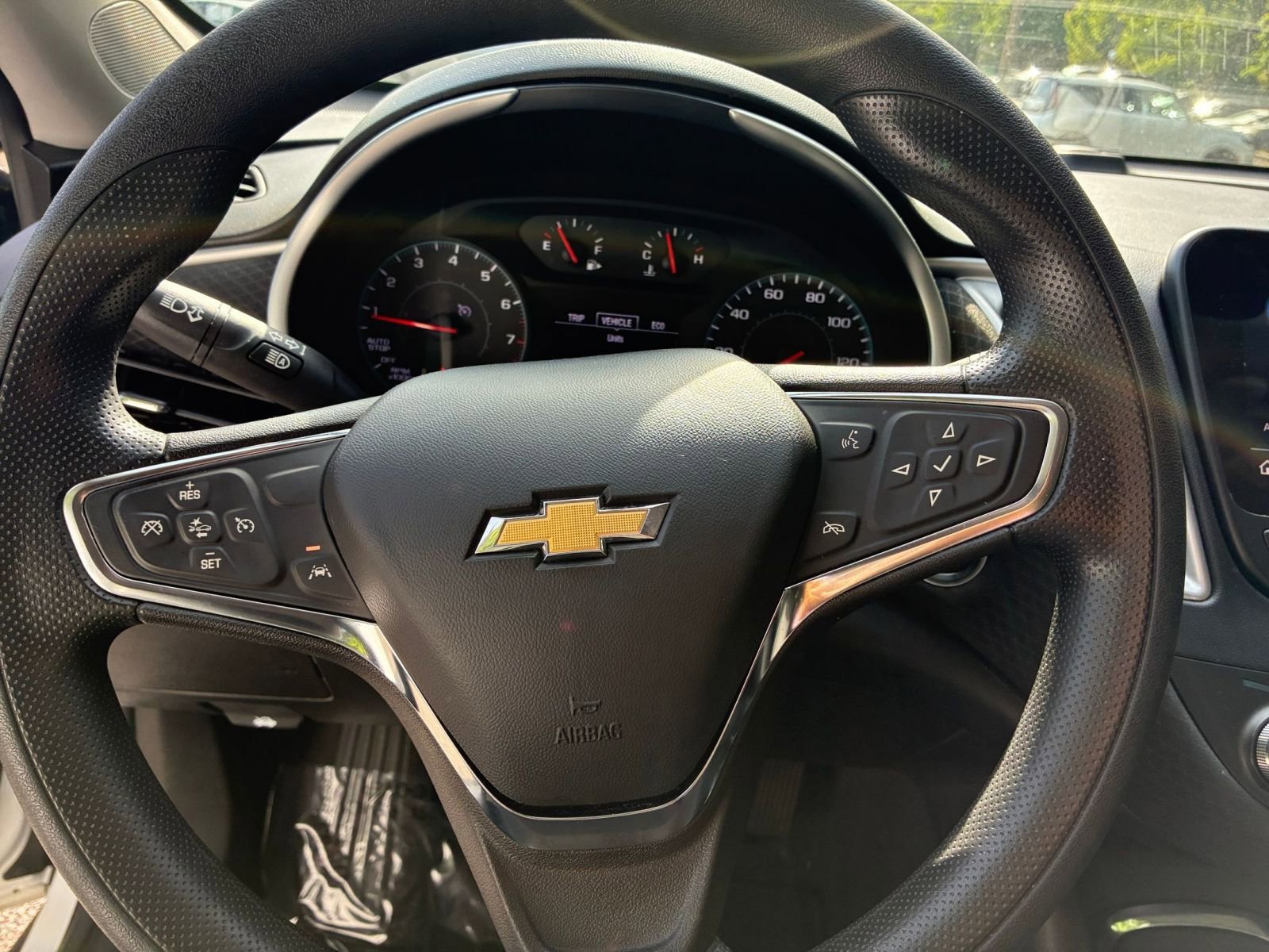 Thumbnail: 2023 Chevrolet Malibu - 31