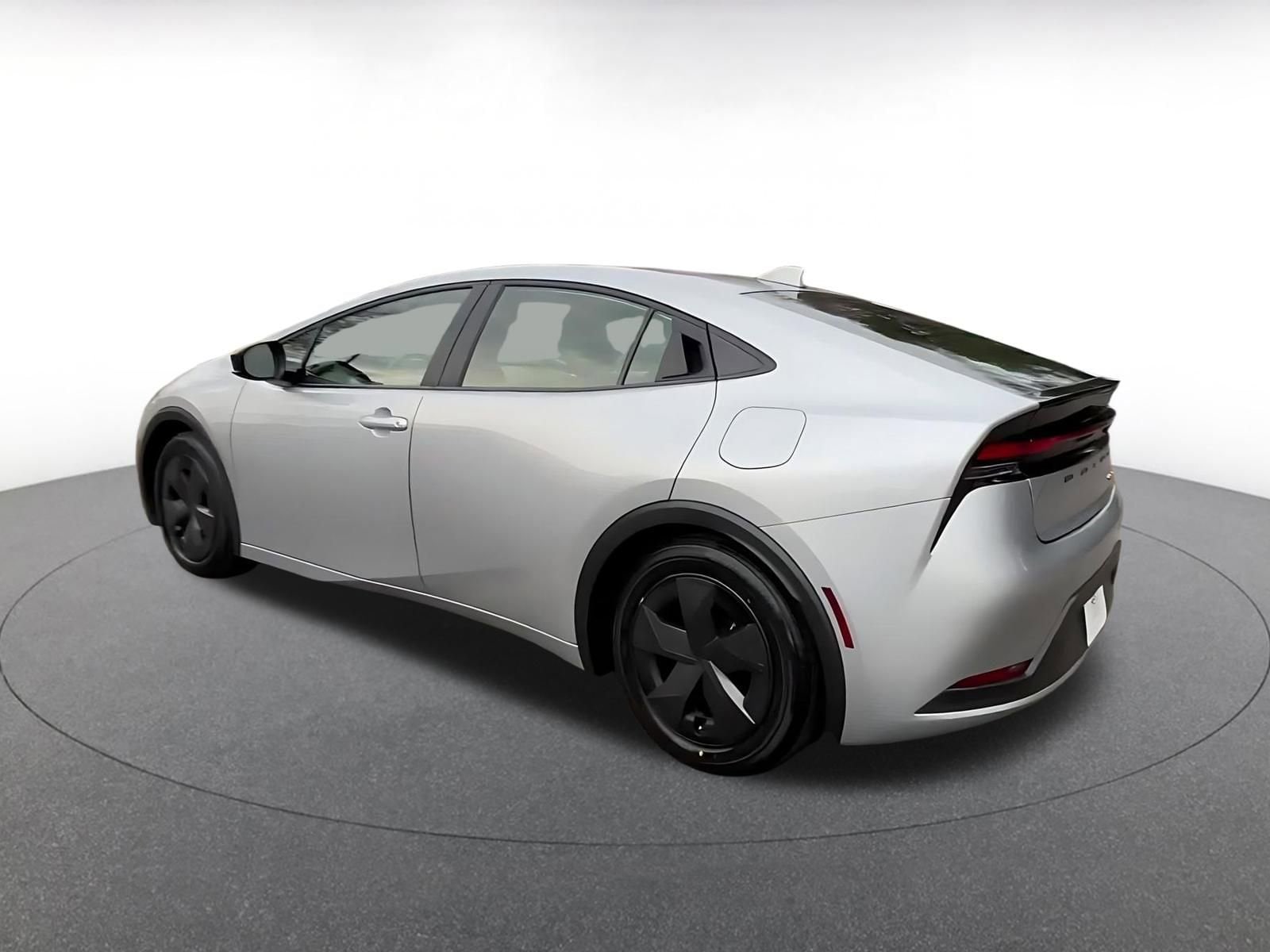 Thumbnail: 2025 Toyota Prius - 10