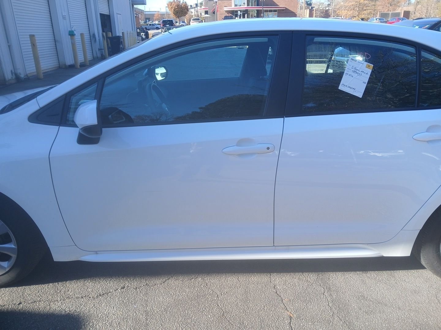 Thumbnail: 2025 Toyota Corolla - 4