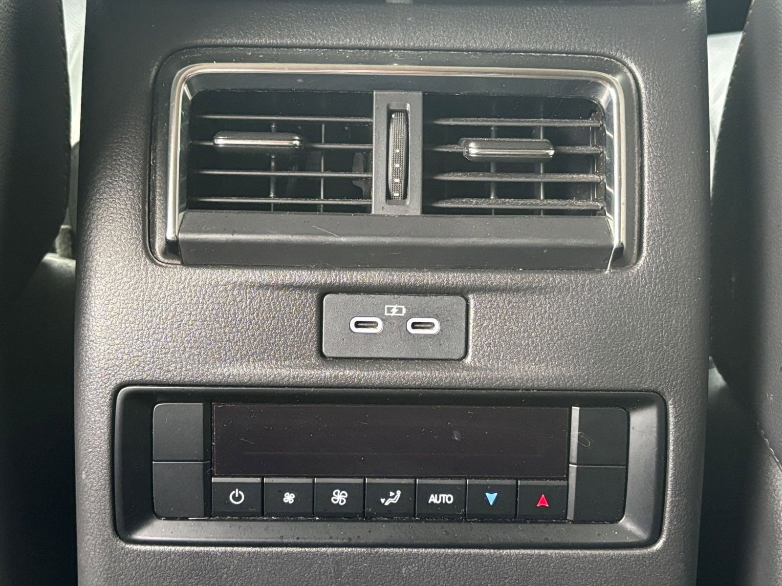 Thumbnail: 2025 Mazda CX-90 - 25