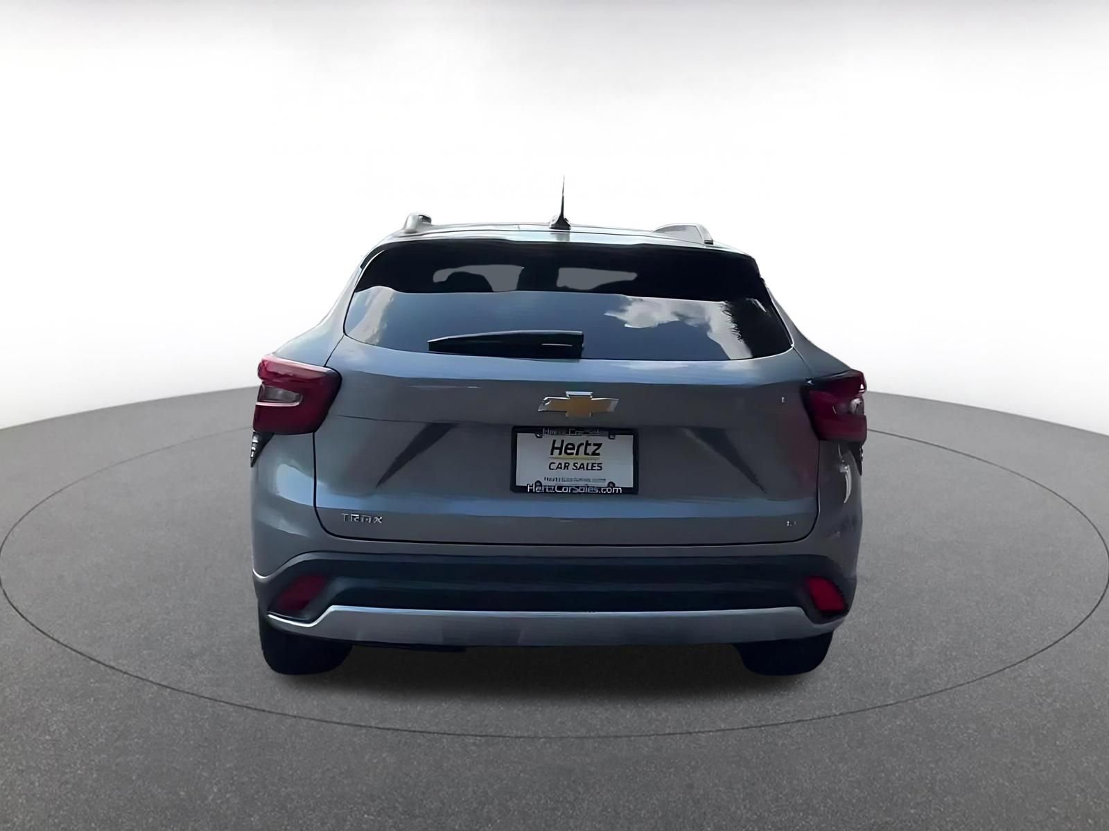 Thumbnail: 2025 Chevrolet Trax - 12