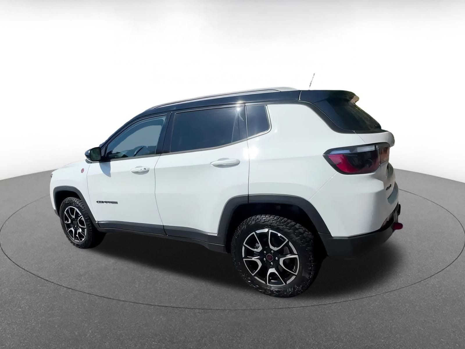 Thumbnail: 2025 Jeep Compass - 10