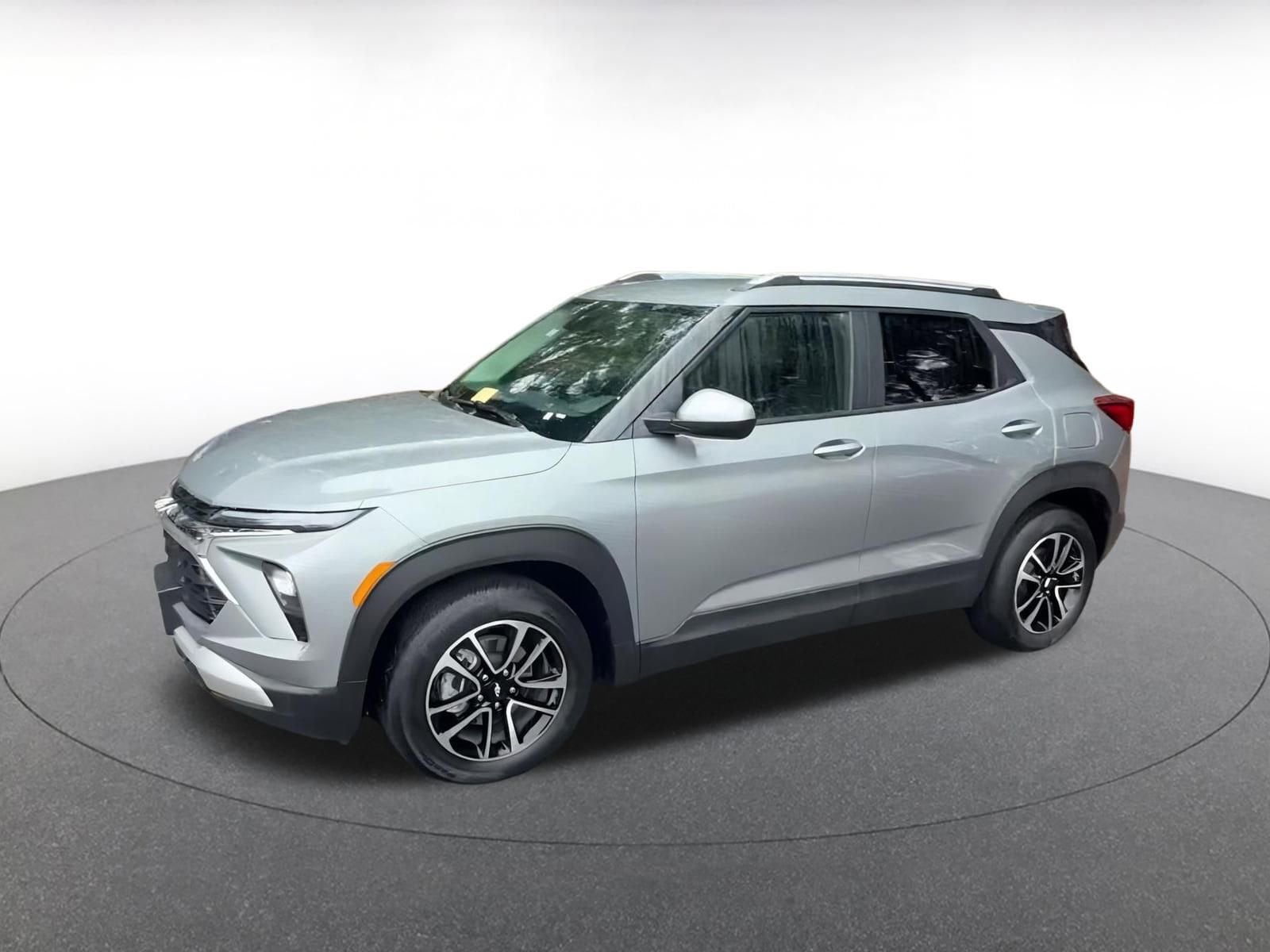 Thumbnail: 2025 Chevrolet TrailBlazer - 8