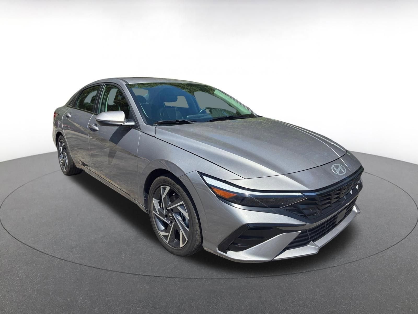 Thumbnail: 2025 Hyundai Elantra - 1