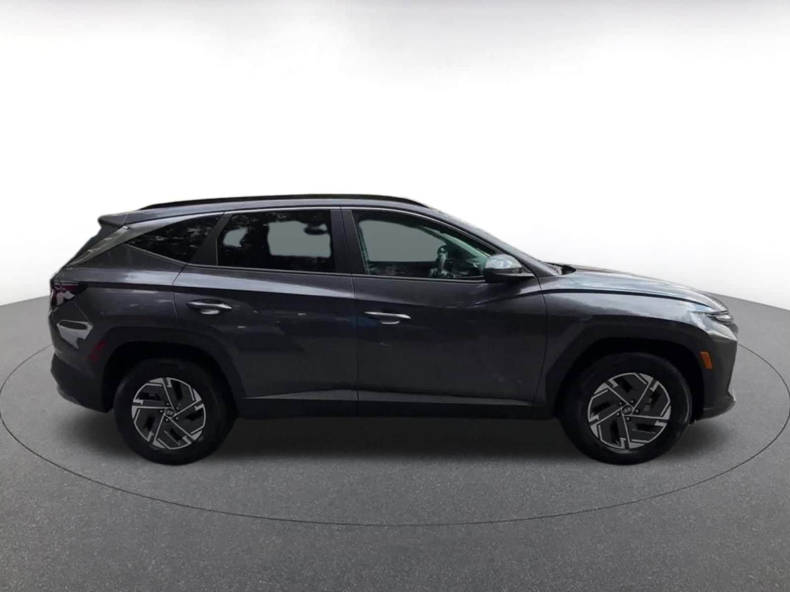 Thumbnail: 2025 Hyundai Tucson - 16