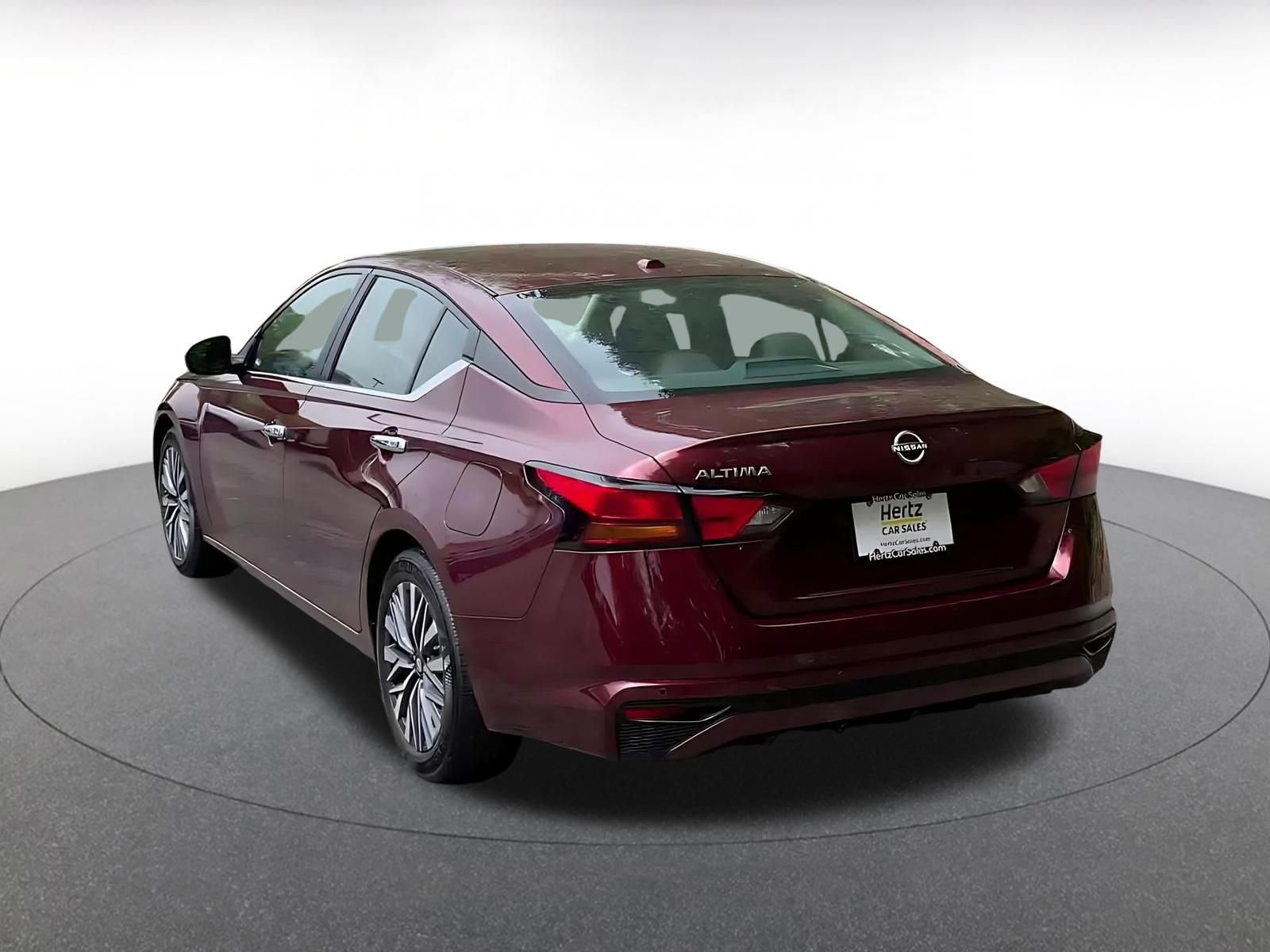 Thumbnail: 2025 Nissan Altima - 11