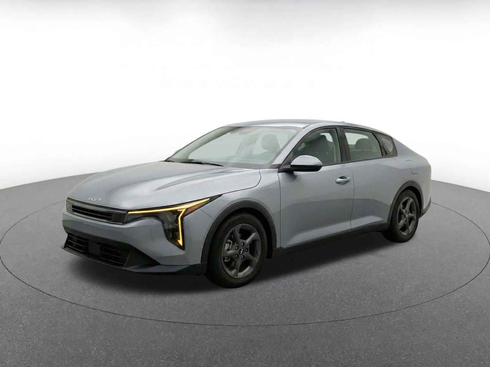 Thumbnail: 2025 Kia K4 - 3