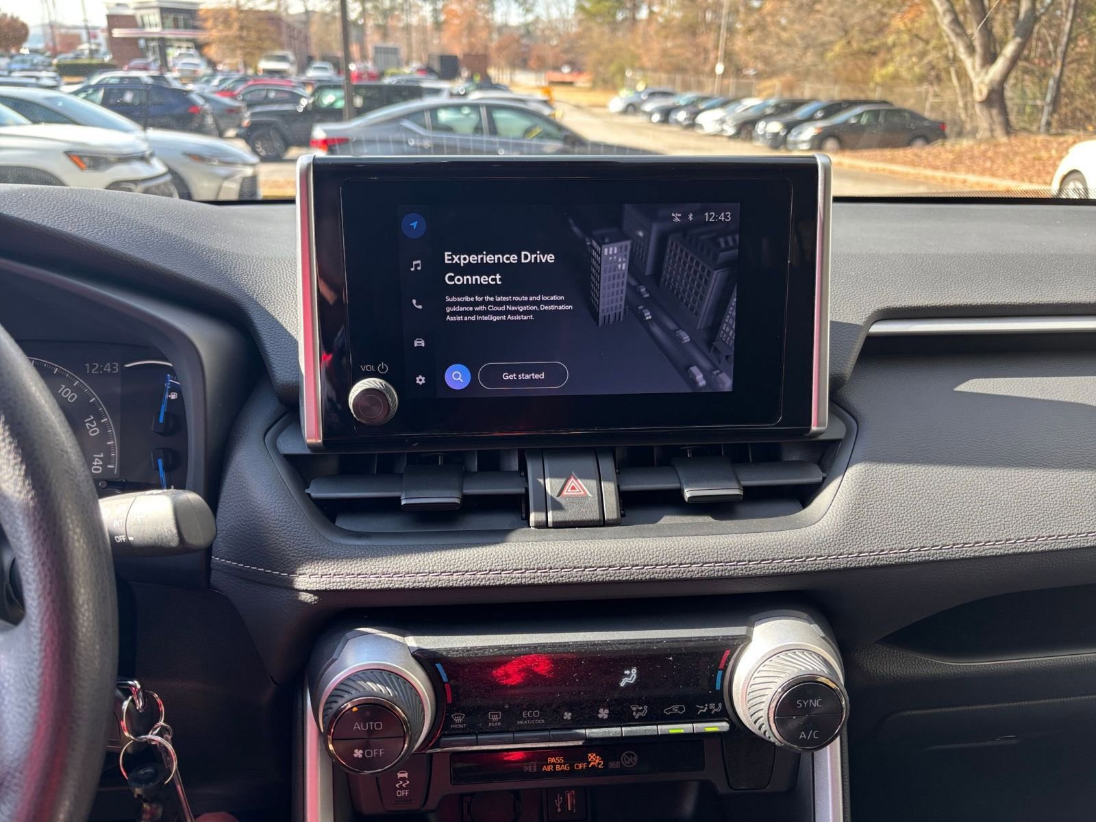 Thumbnail: 2025 Toyota RAV4 - 21