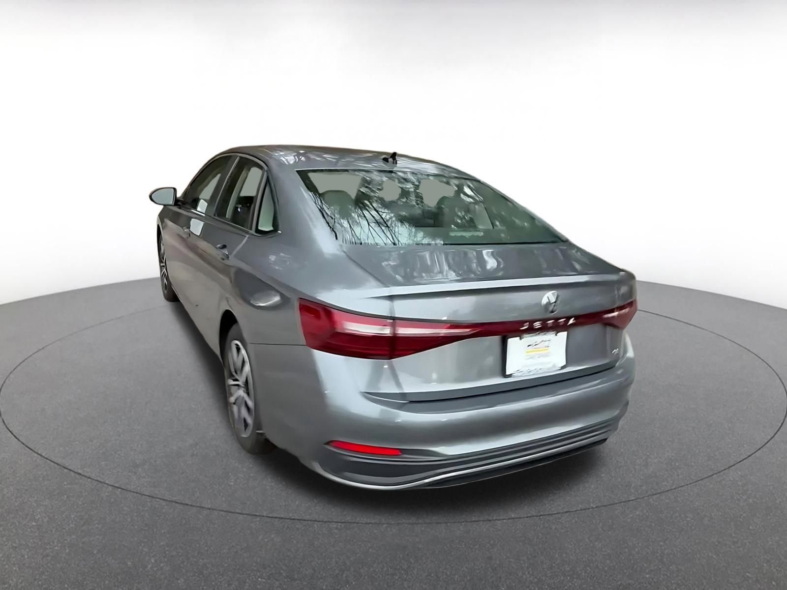 Thumbnail: 2025 Volkswagen Jetta - 11