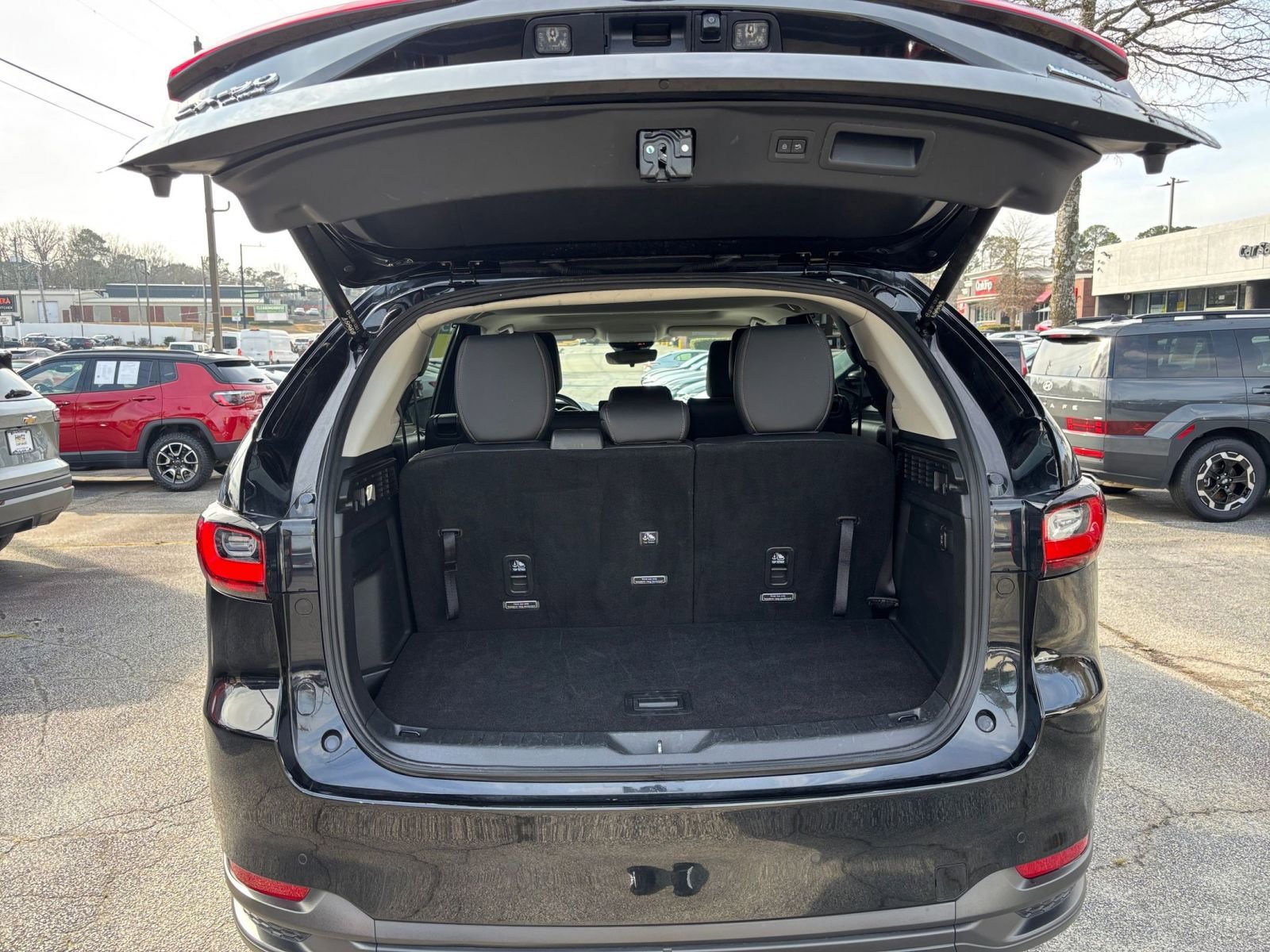 Thumbnail: 2025 Mazda CX-90 - 34