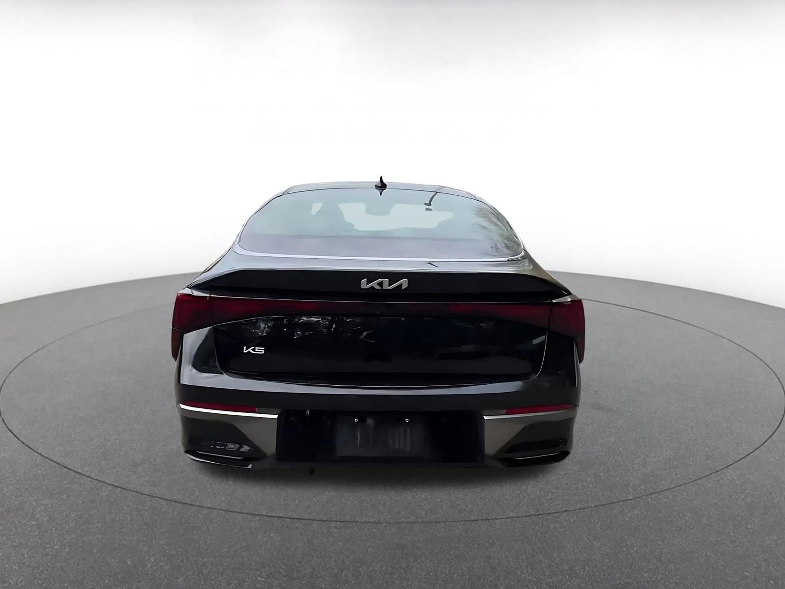 Thumbnail: 2025 Kia K5 - 12