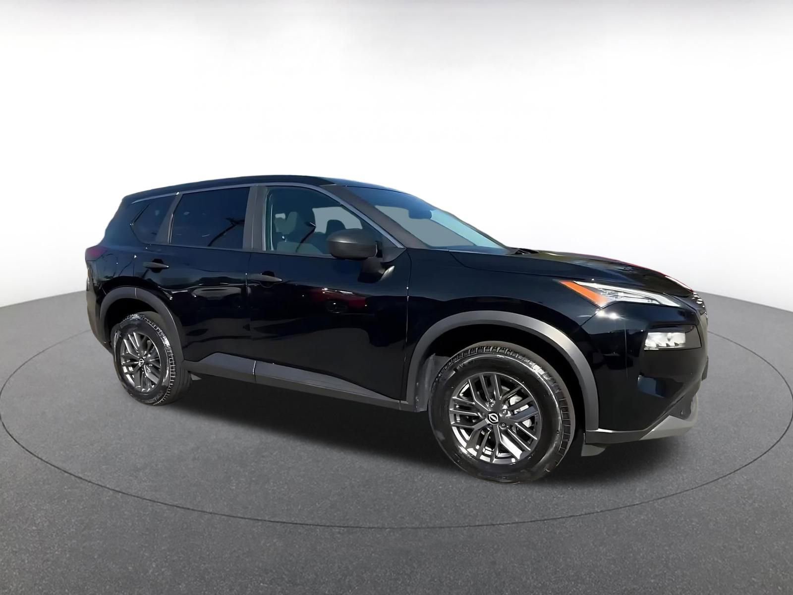 Thumbnail: 2023 Nissan Rogue - 2