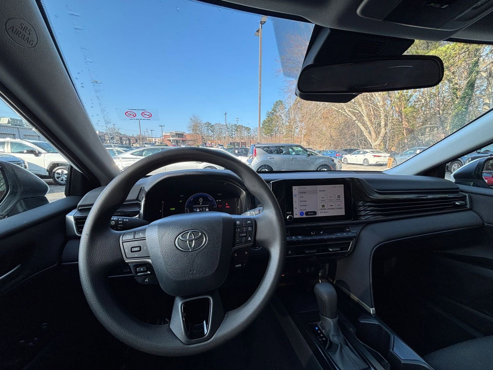 Thumbnail: 2025 Toyota Camry - 33