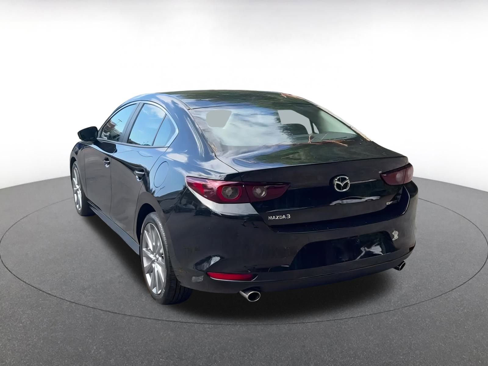 Thumbnail: 2025 Mazda Mazda3 - 11