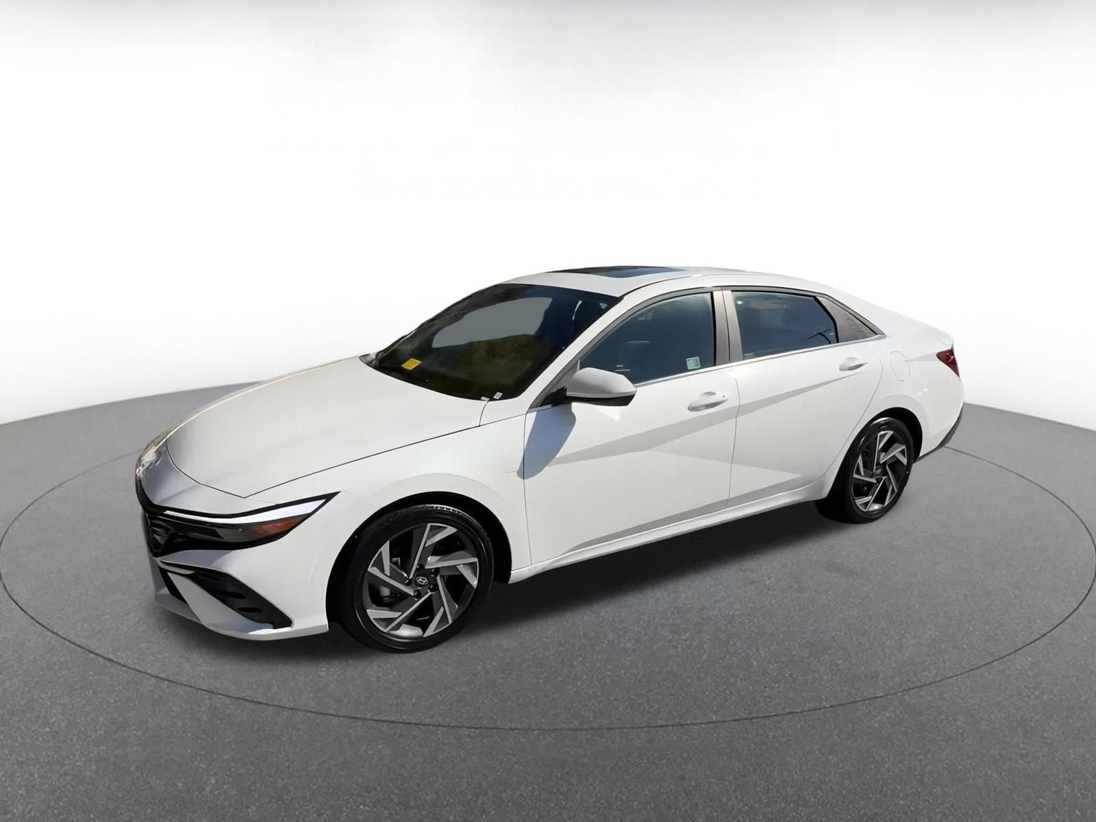 Thumbnail: 2025 Hyundai Elantra - 9