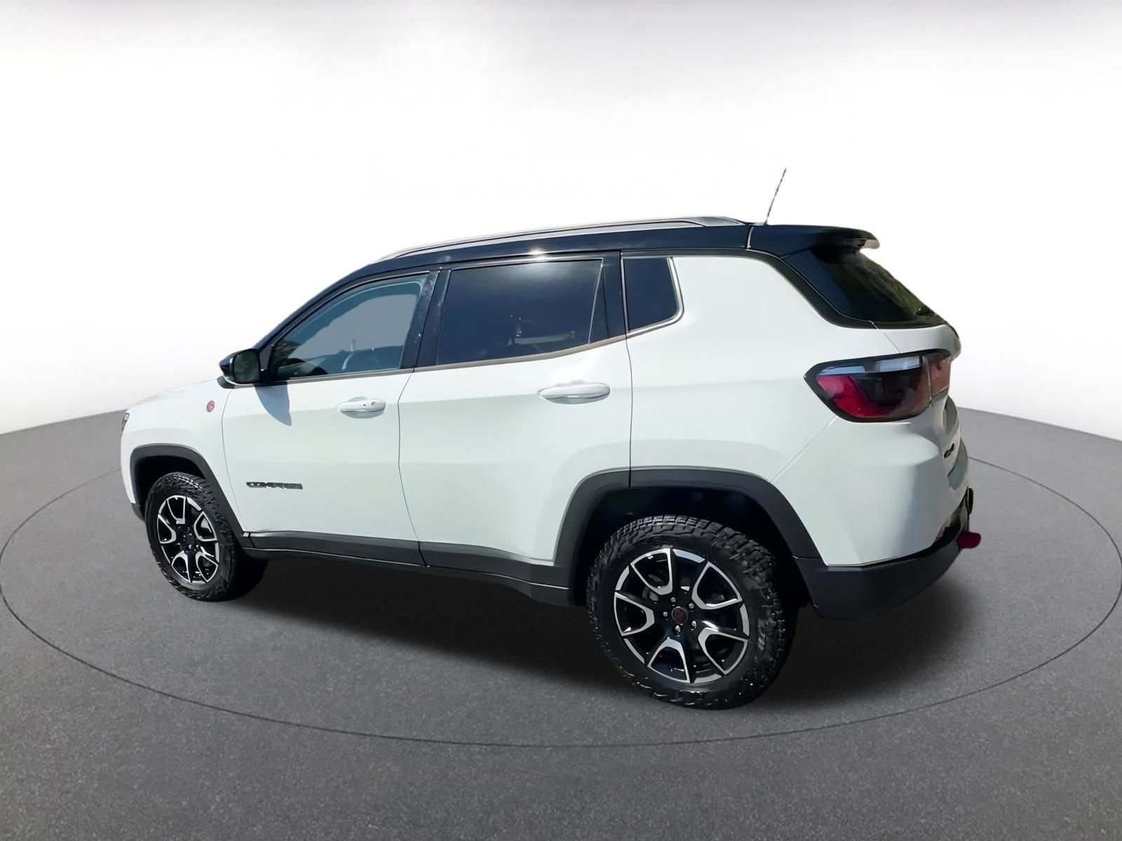 Thumbnail: 2025 Jeep Compass - 10