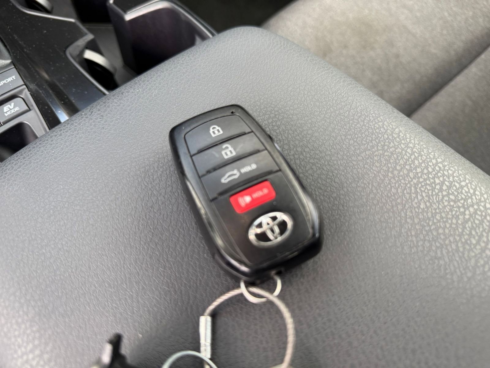 Thumbnail: 2025 Toyota Camry - 22