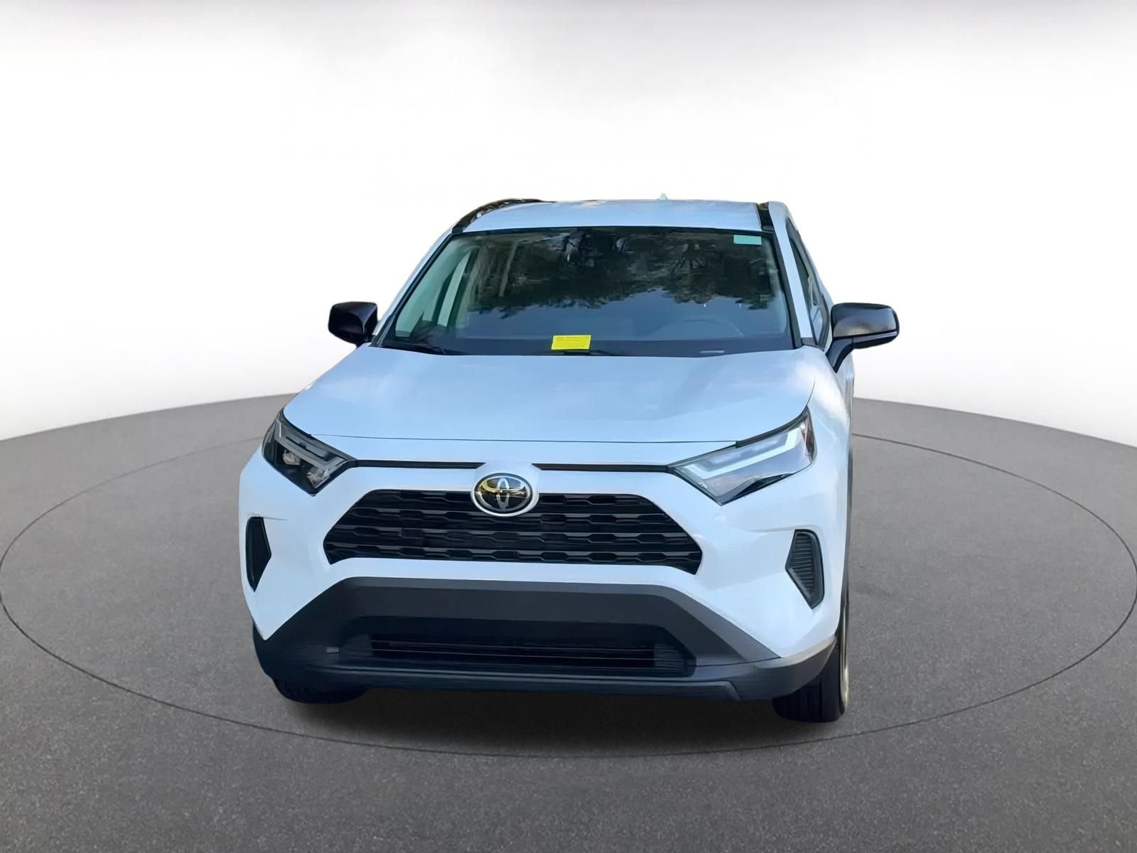 Thumbnail: 2025 Toyota RAV4 - 4