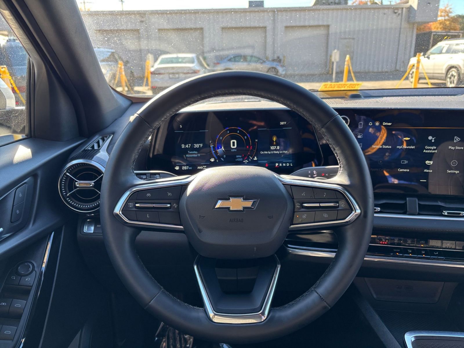 Thumbnail: 2025 Chevrolet Equinox - 28