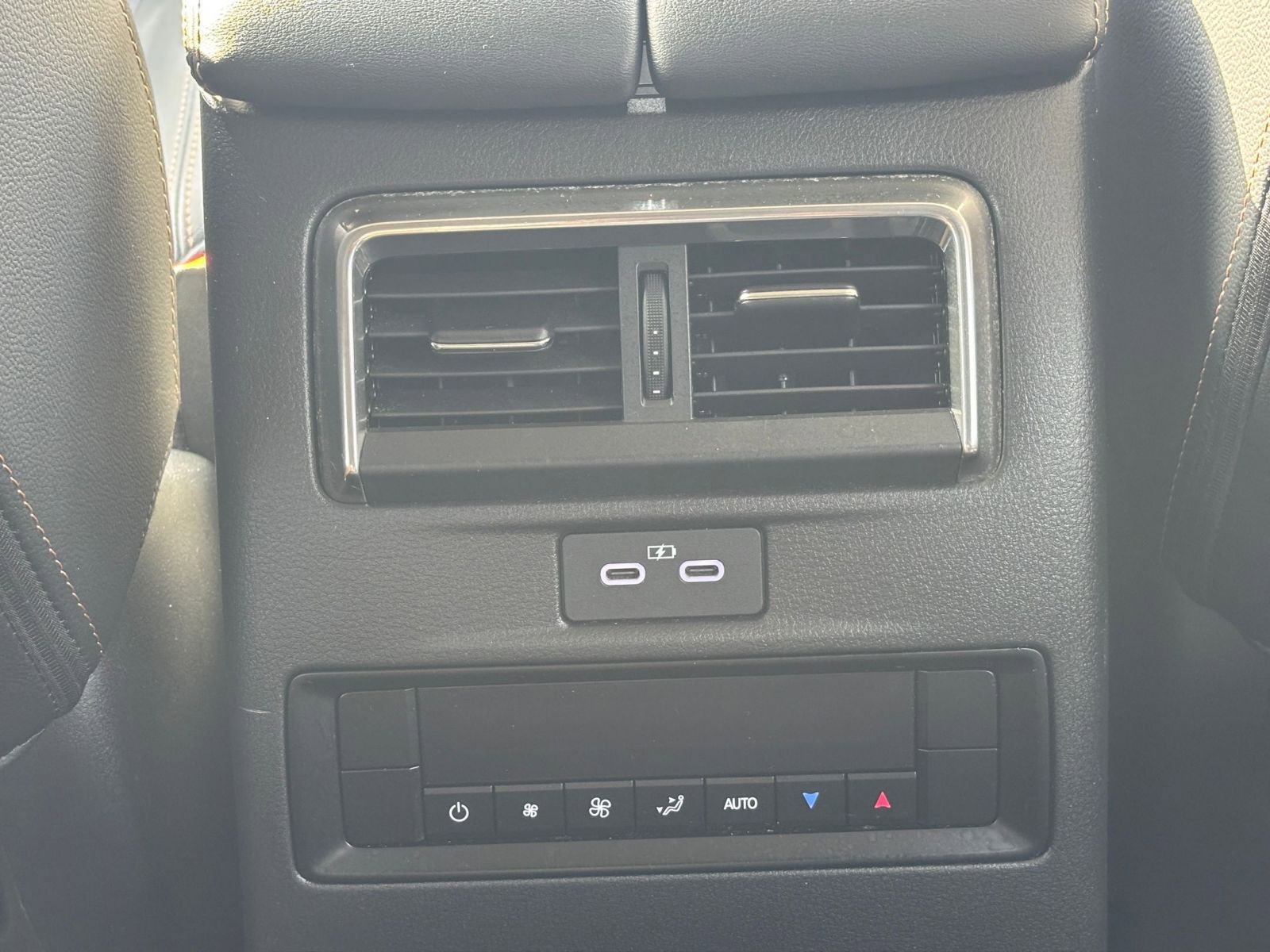 Thumbnail: 2025 Mazda CX-90 - 24