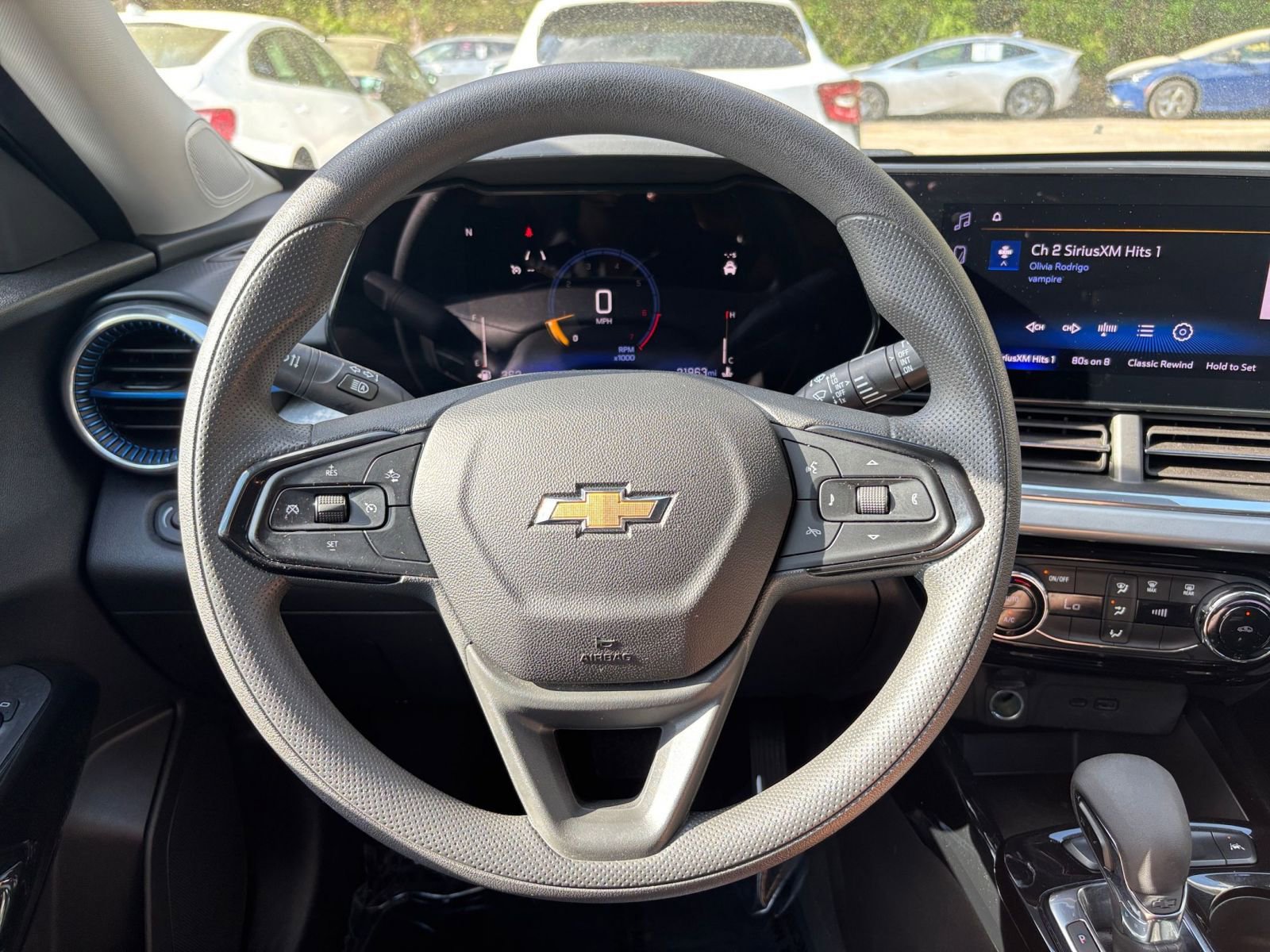 Thumbnail: 2025 Chevrolet Trax - 29