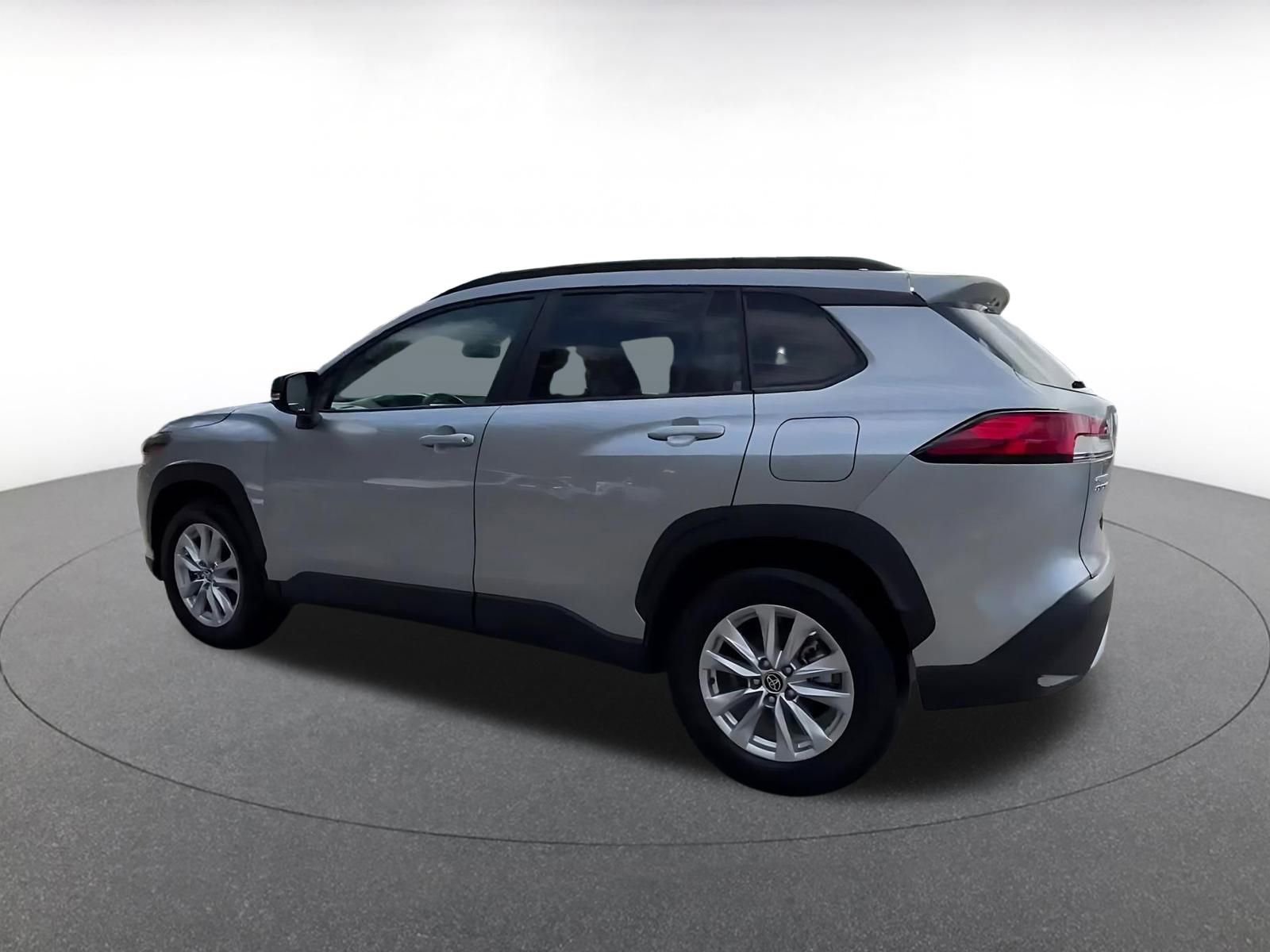 Thumbnail: 2025 Toyota Corolla Cross - 10