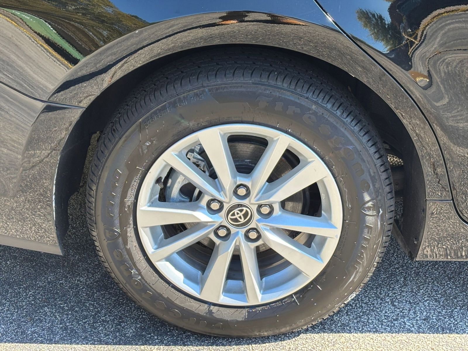 Thumbnail: 2025 Toyota Camry - 30