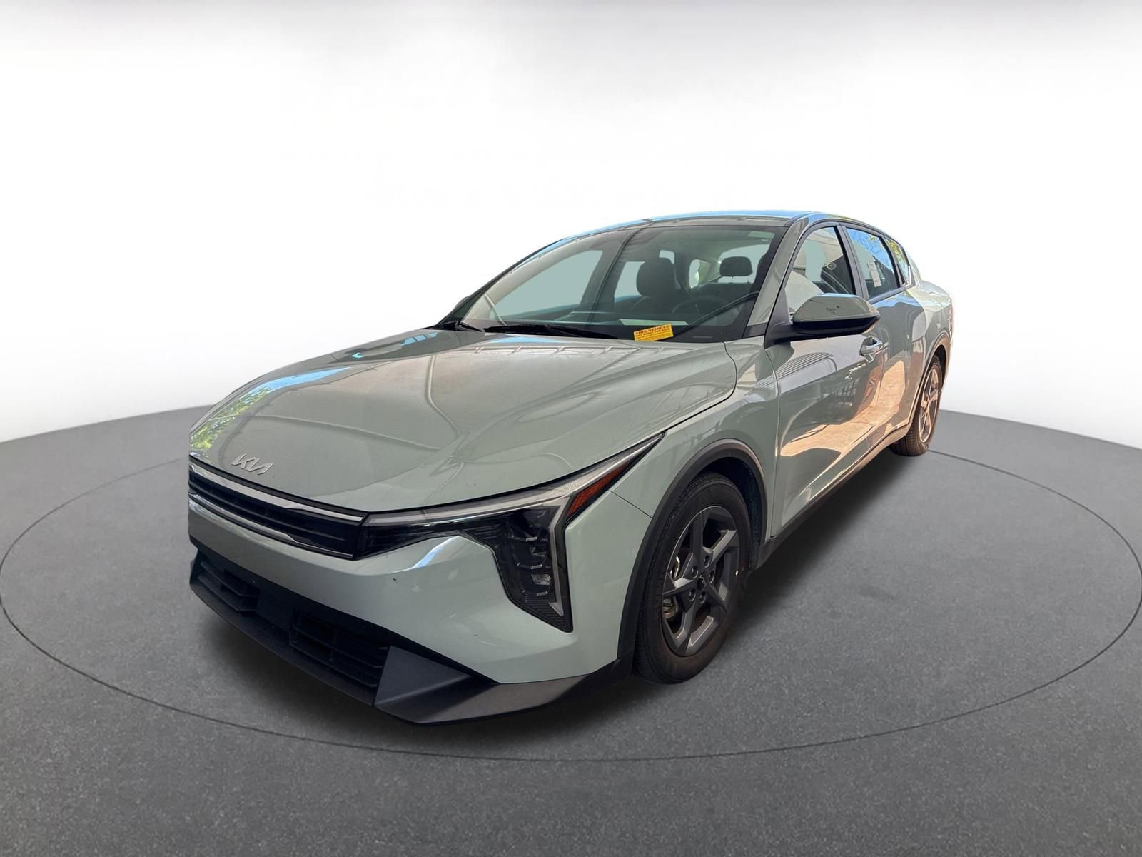 Thumbnail: 2025 Kia K4 - 4